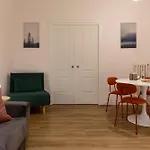 La Casa Di Pida - Vatican Apartment